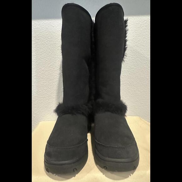 New UGG Australia Sunburst Tall Sheepskin Boots Women's Size 7 - Picture 1 of 6